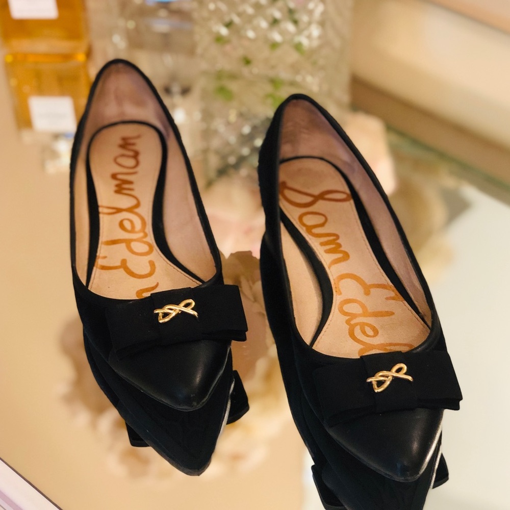 Sam Edelman Lizzy Black Suede Flats